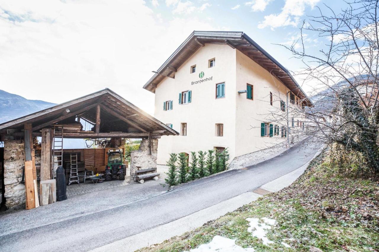 Brantenhof Ferienwohnung Vinea Cortaccia Exterior photo